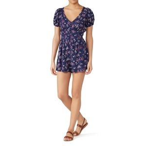 Louna navy floral puff sleeve romper